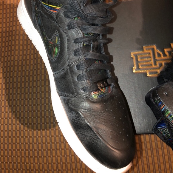 Air Jordan 1 Retro High Nouv BHM 2016 Size 11 - Picture 8 of 16